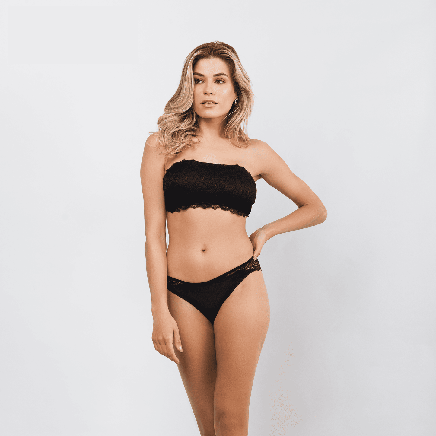 5988: Biquini Mousse